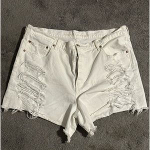 American eagle white shorts